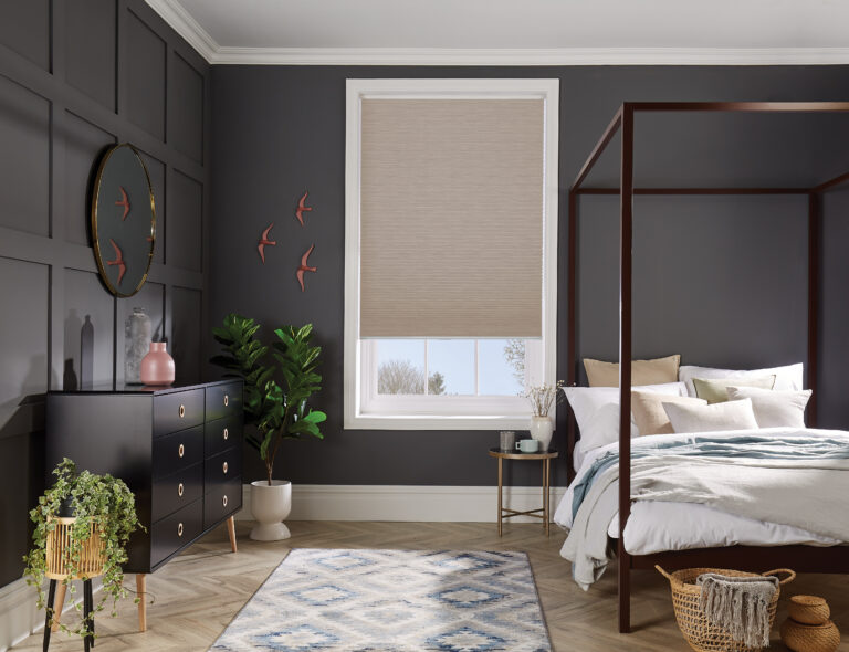 Louvalite Cellular blind Mirage Blackout Mocha