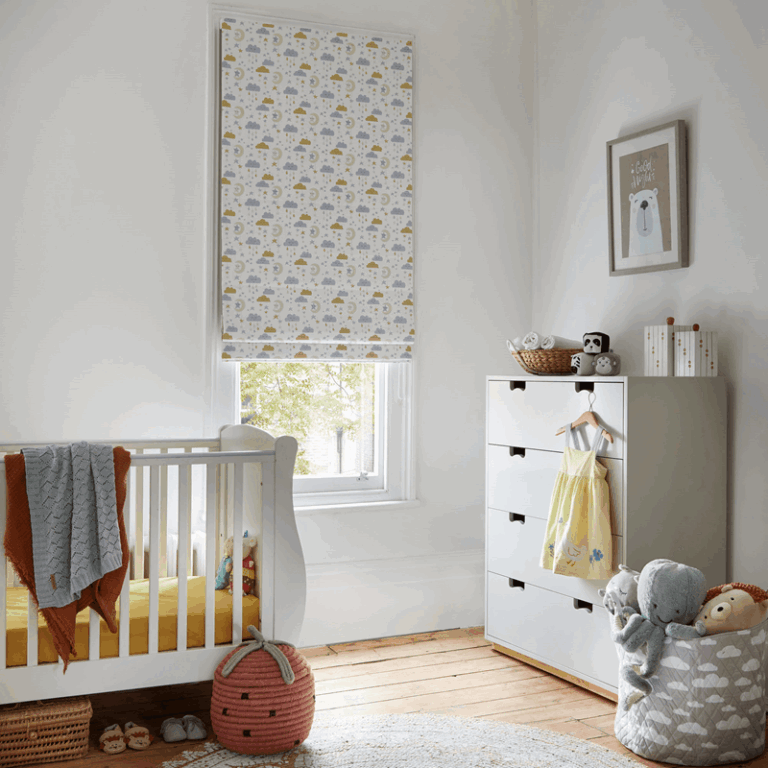 Arena blinds - sleepy sky paste;l =- childrens blinds